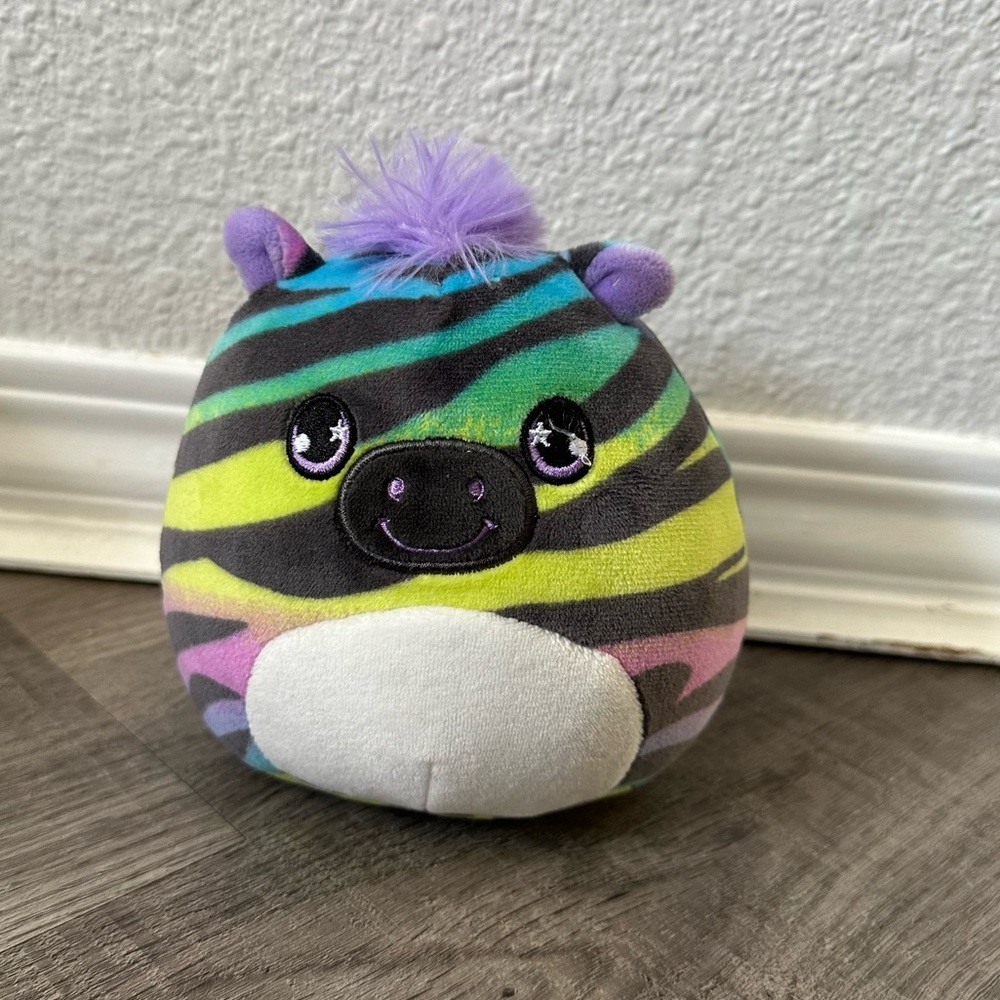 SQUISHMALLOWS Ravalia the Rainbow Zebra 5in